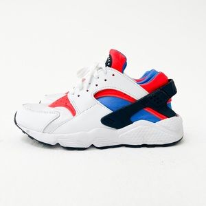 🌀 Nike Air Huarache Sneakers 🌀